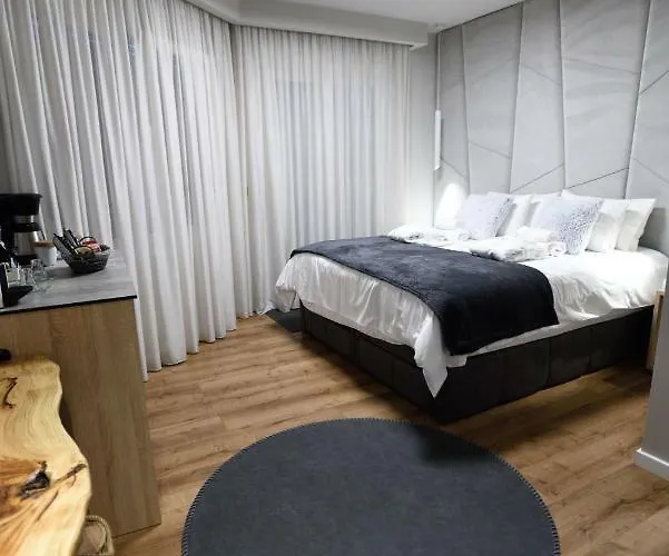 Magnifique Luxury דירה