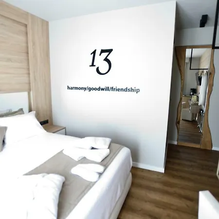 Magnifique Luxury شقة سالونيك