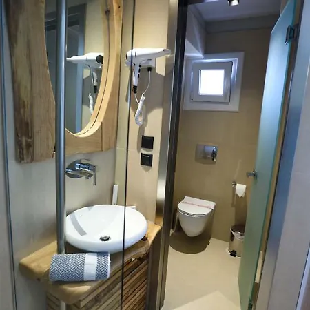 Magnifique Luxury سالونيك