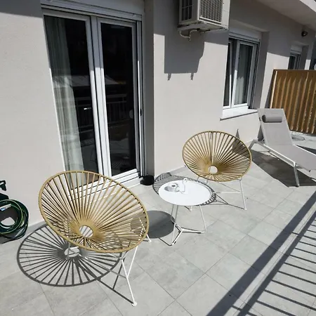 شقة Magnifique Luxury سالونيك