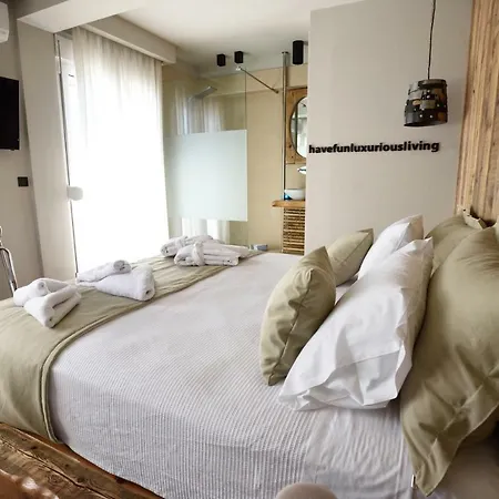 Magnifique Luxury شقة سالونيك